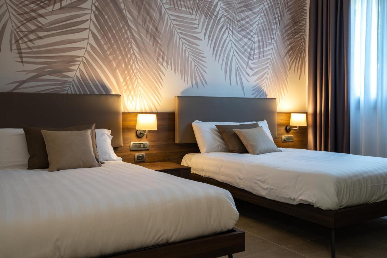 Hotel Ulivi ปาราติโค ภายนอก รูปภาพ