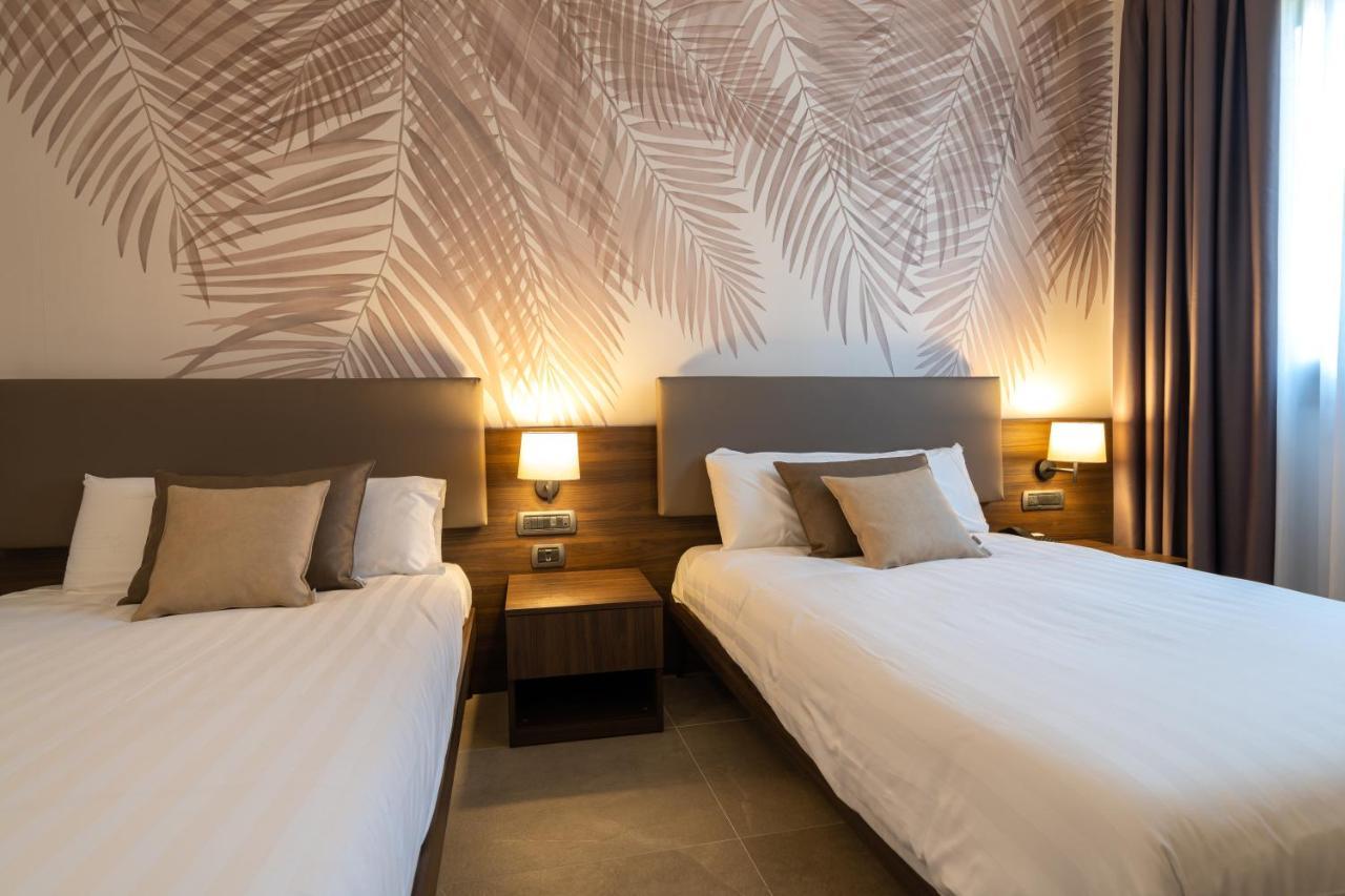 Hotel Ulivi ปาราติโค ภายนอก รูปภาพ