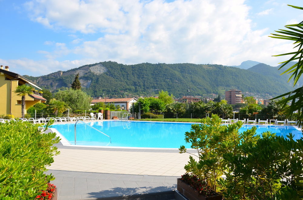 Hotel Ulivi ปาราติโค ภายนอก รูปภาพ